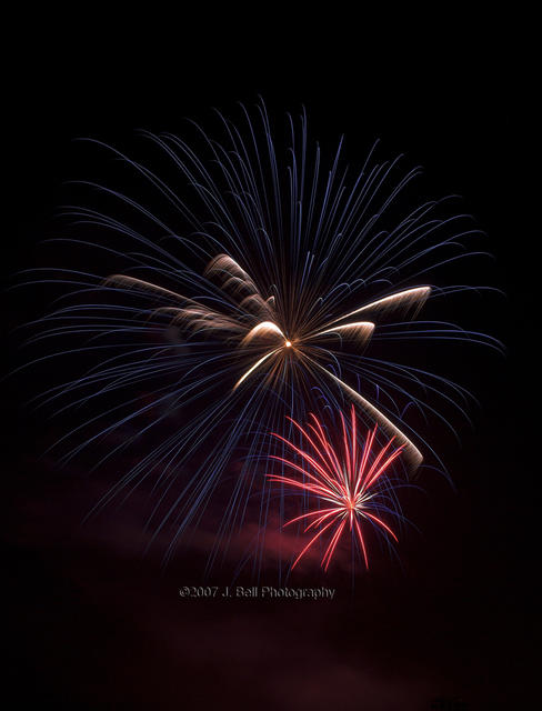 Fireworks_1 - Nutter Fort  7-6-07