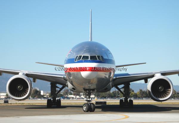 American Airlines Boeing 777-223(ER)