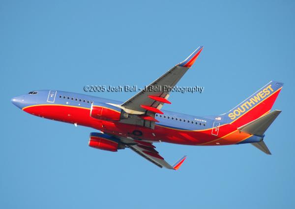 Southwest Airlines Boeing 737-7H4